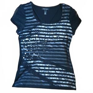 Top Sz Med. Lace trim.